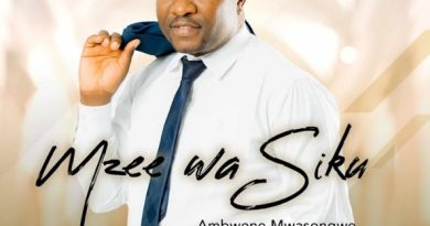 Ambwene Mwasongwe – MZEE WA SIKU AUDIO